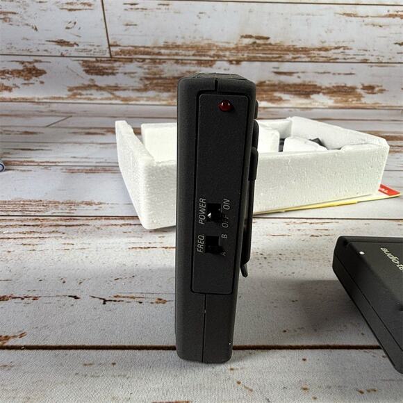 Audio-Technica PRO 88W VHF Wireless Microphone System Universal Use - Picture 7 of 8